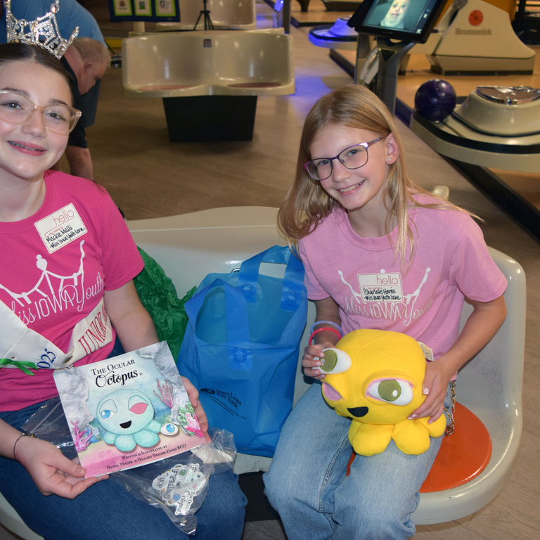Macki Malli and Charlotte Harris with the Ocular Octopus